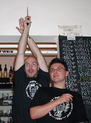 Prase už bude - třetí Náčelník v Chrástu
